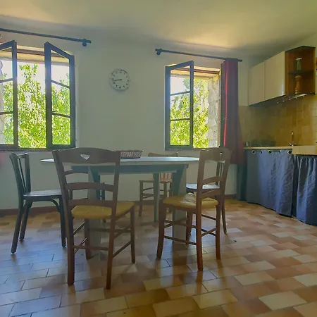 Fonfroide, Drome Provencale Prázdninový dům La Motte-Chalancon